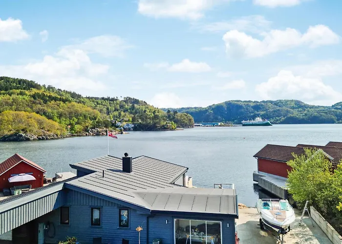 3 Bedroom Stunning In * Lyngdal